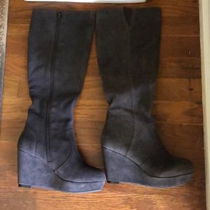 Steve Madden Ashleey grey suede boot
